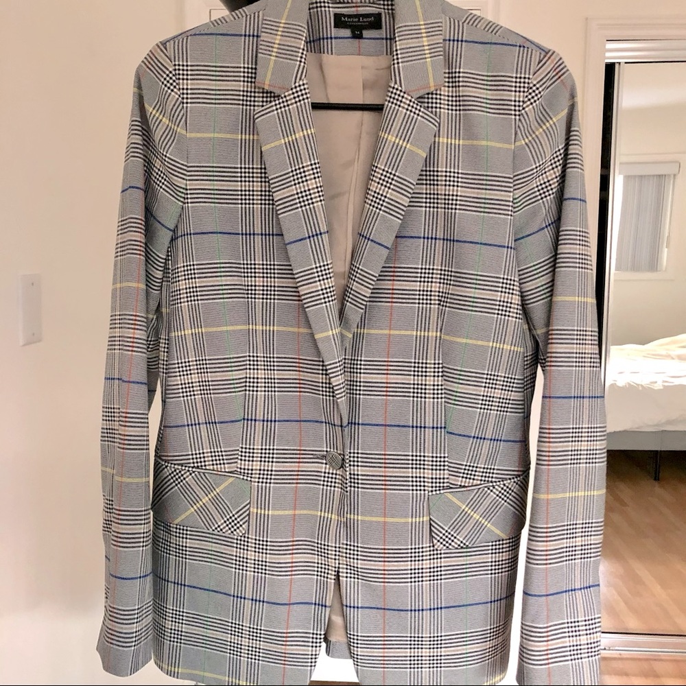 Marie Lund Copenhagen checkered blazer plaid print
